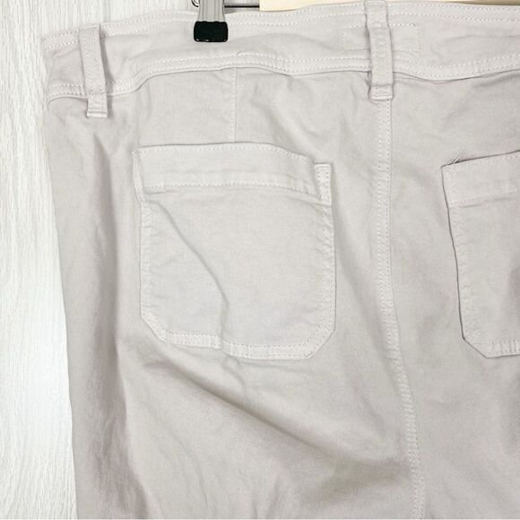 Torrid | Crop Aviator Skinny Stretch Mid Rise Pant Size 18 - Picture 5 of 13